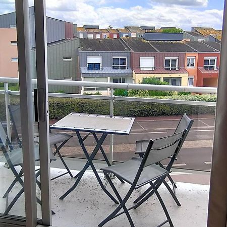 Appartement Au Pied De La Plage - Balcon - Parking Courseulles-sur-Mer Ngoại thất bức ảnh