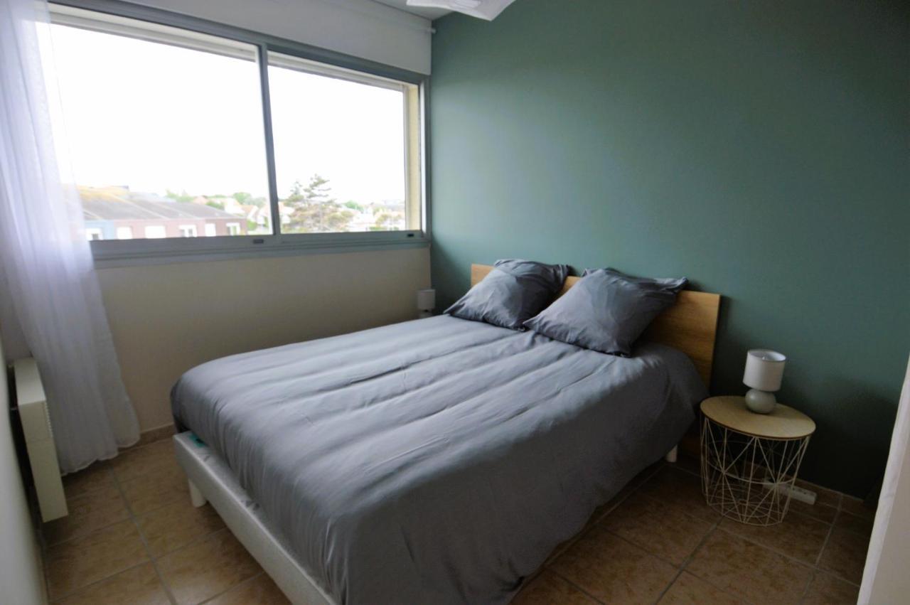 Appartement Au Pied De La Plage - Balcon - Parking Courseulles-sur-Mer Ngoại thất bức ảnh