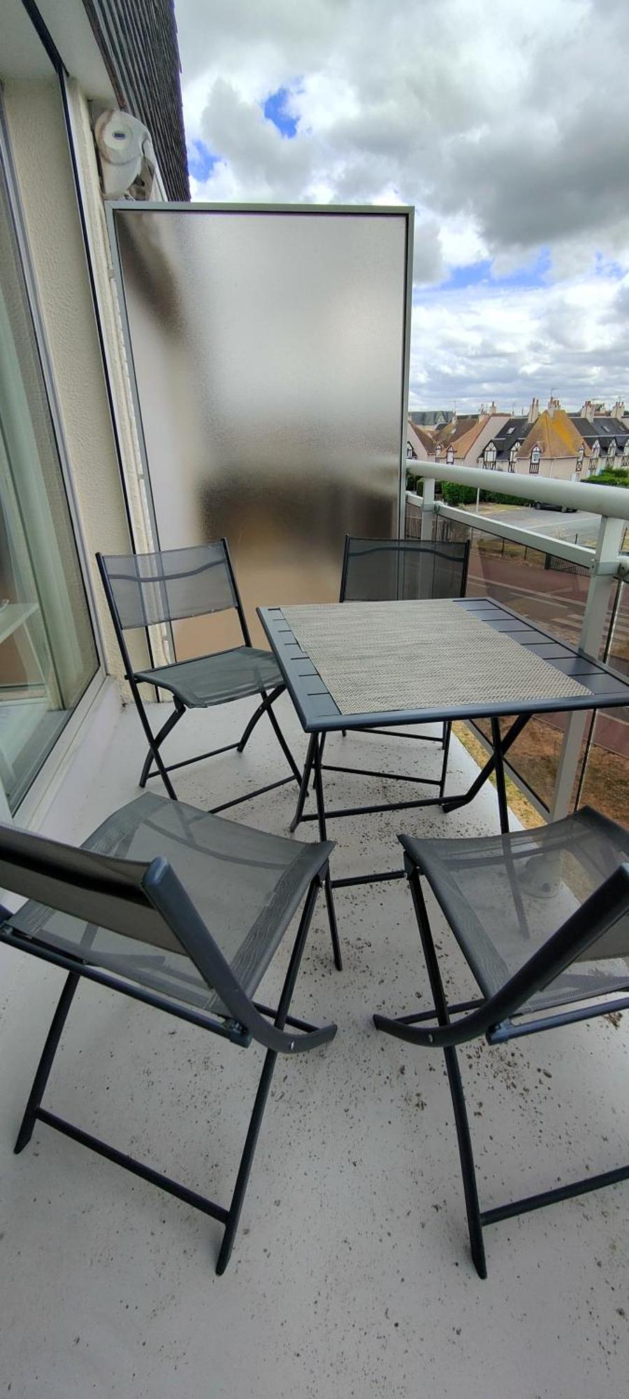 Appartement Au Pied De La Plage - Balcon - Parking Courseulles-sur-Mer Ngoại thất bức ảnh